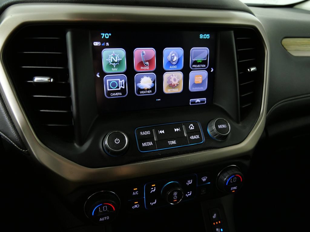 Used 2018 GMC Acadia Denali w/ Technology Package AWD/4WD image 28