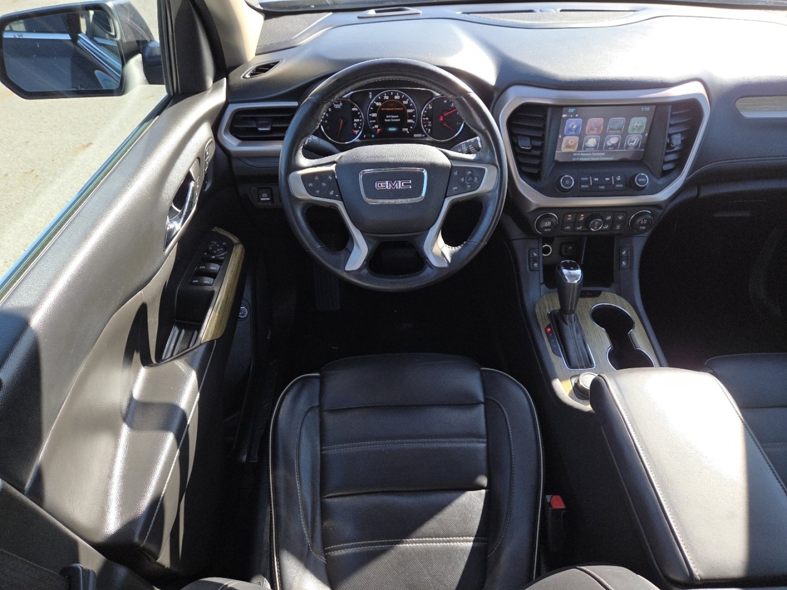 Used 2018 GMC Acadia Denali w/ Technology Package image 23