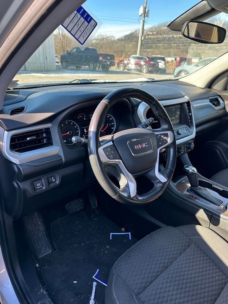 Used 2019 GMC Acadia SLE image 7