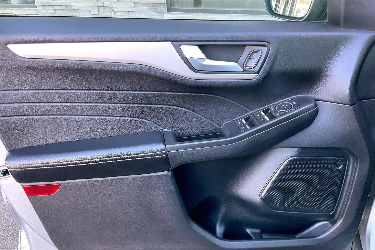 Used 2021 Ford Escape SEL image 15