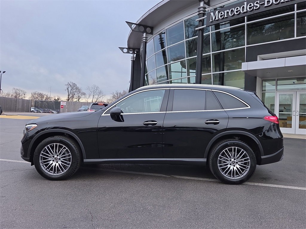 Certified 2026 Mercedes-Benz GLC 300 4MATIC image 2