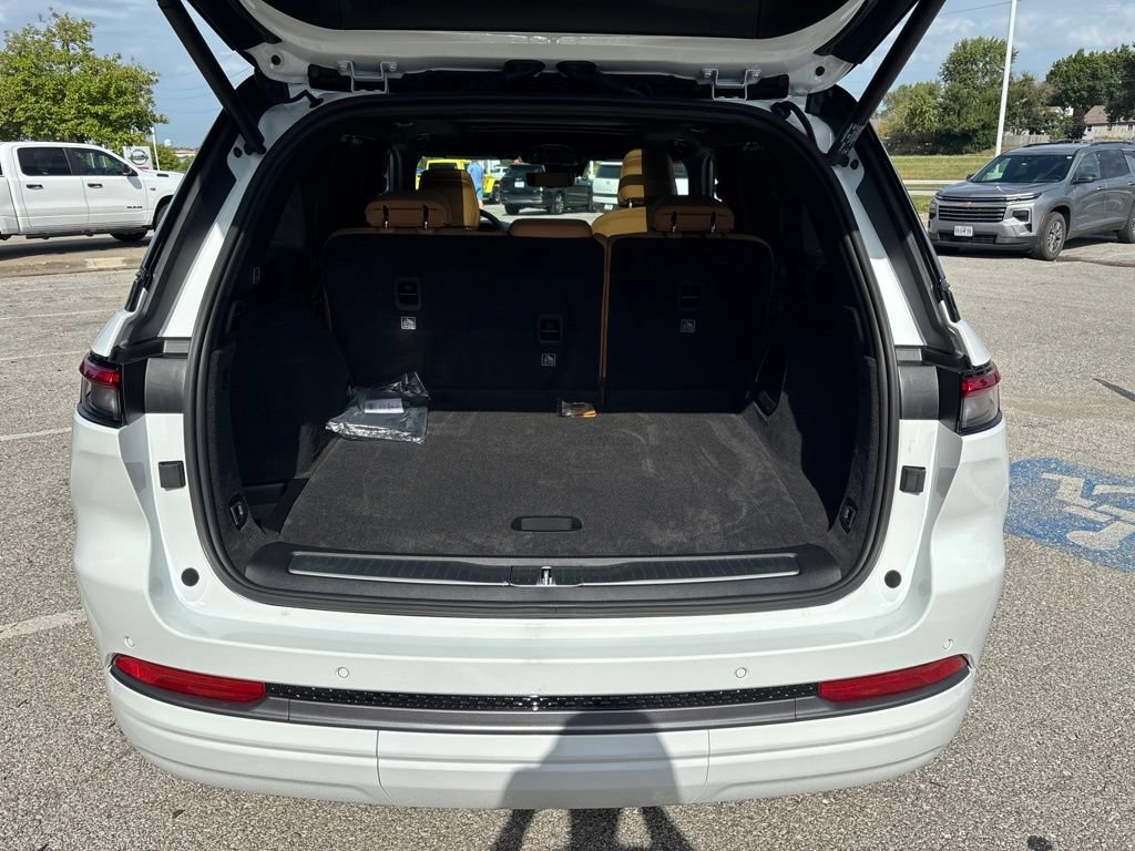 New 2027 Jeep Grand Cherokee Summit w/ Obsidian Package AWD/4WD image 15