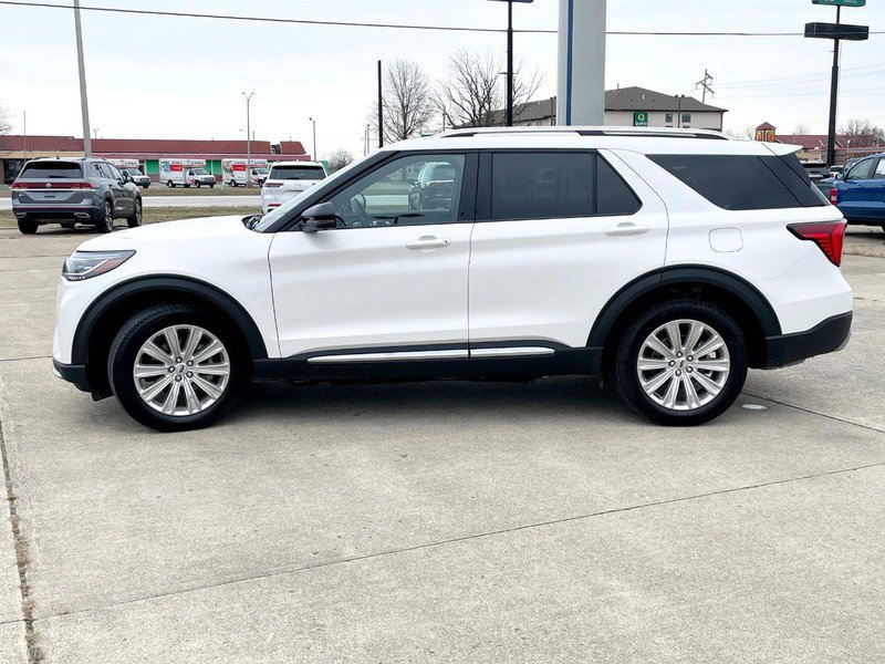 Used 2025 Ford Explorer Platinum w/ LUX Leather Package AWD/4WD image 6
