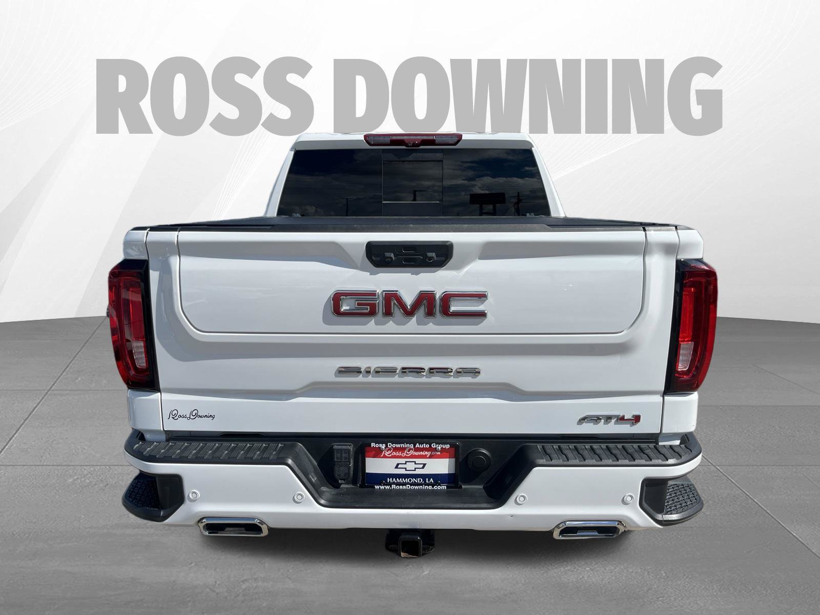 Used 2025 GMC Sierra 1500 AT4 w/ AT4 Premium Package AWD/4WD image 5