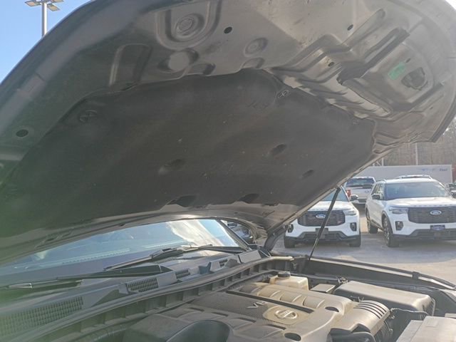 Used 2020 Nissan Armada SL w/ Premium Package image 44