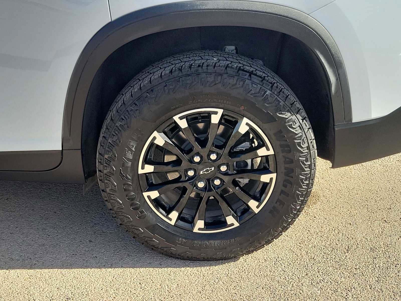 Used 2026 Chevrolet Traverse Z71 w/ Driver Confidence Package image 4