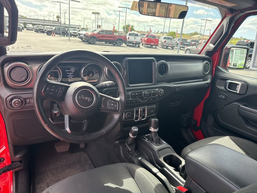 Used 2022 Jeep Gladiator Willys image 15