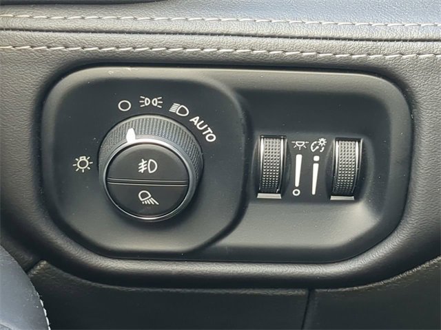 New 2026 RAM 3500 Limited image 30