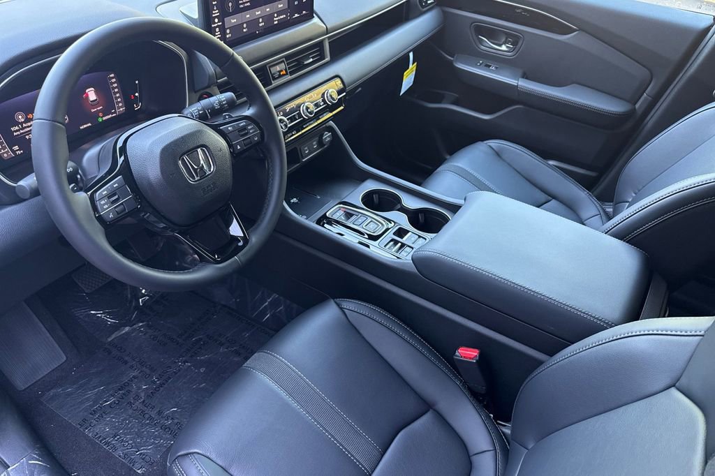 New 2026 Honda Pilot EX-L image 3