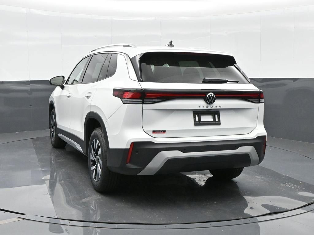 New 2025 Volkswagen Tiguan S image 8