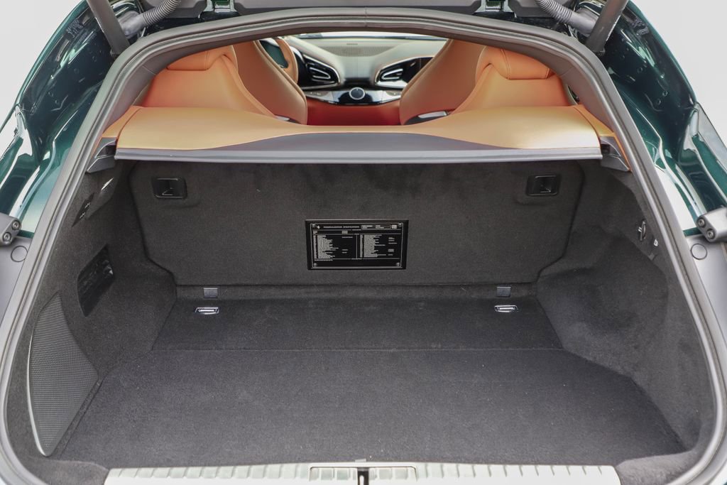 Certified 2025 Ferrari Purosangue image 16