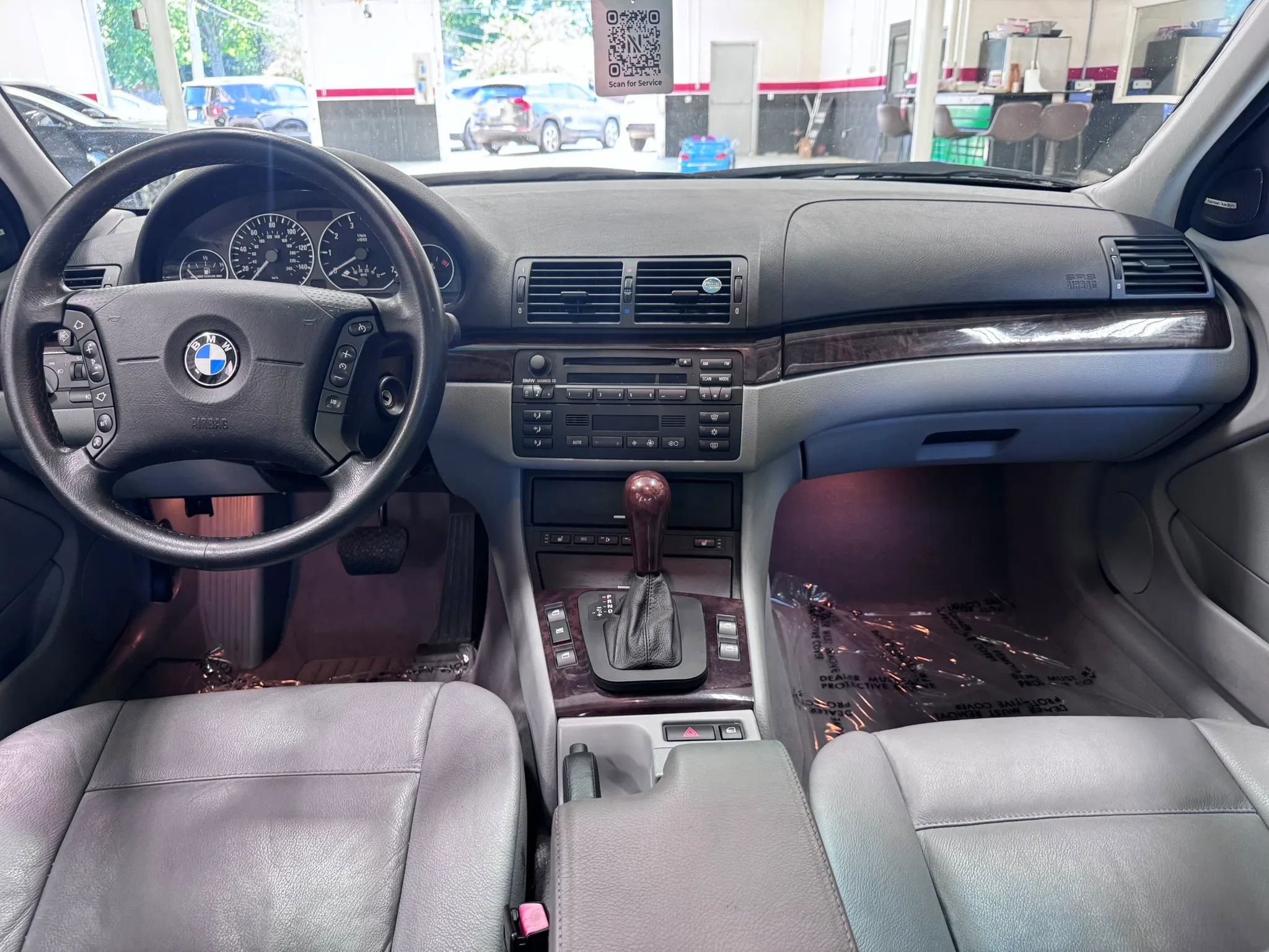 Used 2002 BMW 330xi Sedan AWD/4WD image 21