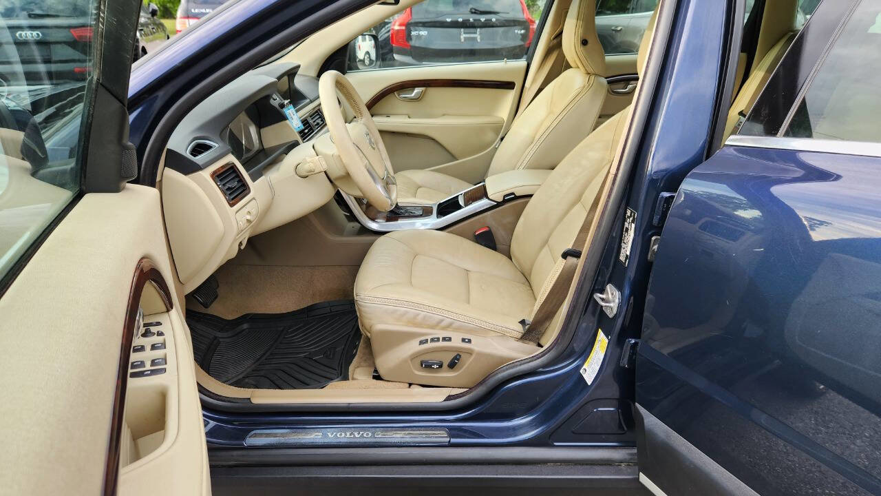 Used 2014 Volvo XC70 T6 image 27