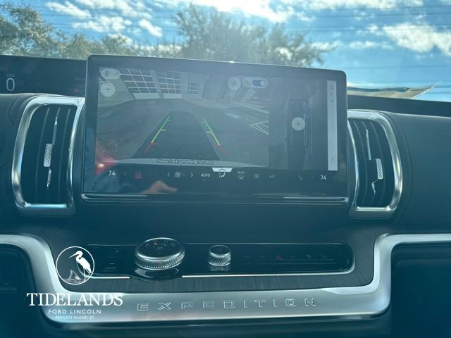 New 2026 Ford Expedition Platinum w/ Platinum Ultimate Package AWD/4WD image 24
