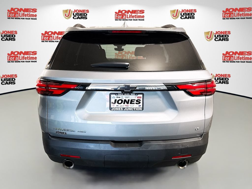 Used 2023 Chevrolet Traverse LT w/ Rear Camera Mirror Package AWD/4WD image 15