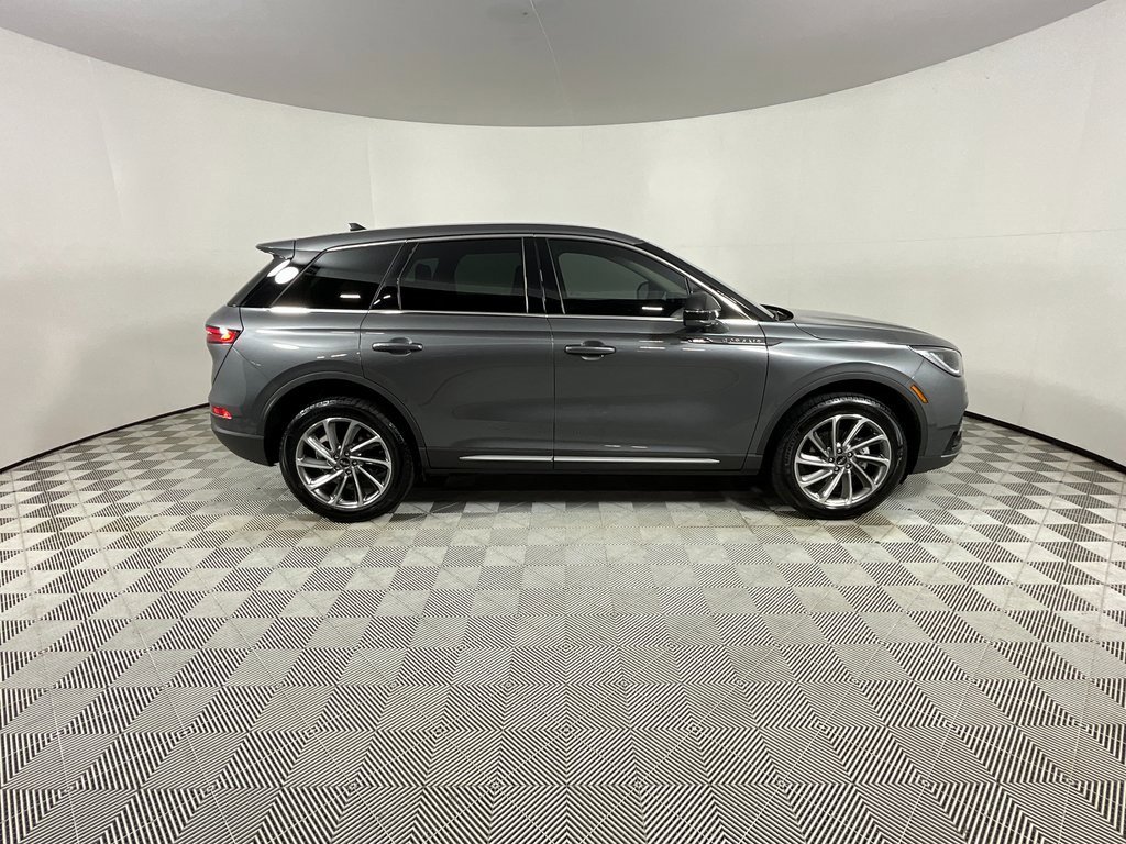 Used 2025 Lincoln Corsair FWD w/ Equipment Group 101A image 5