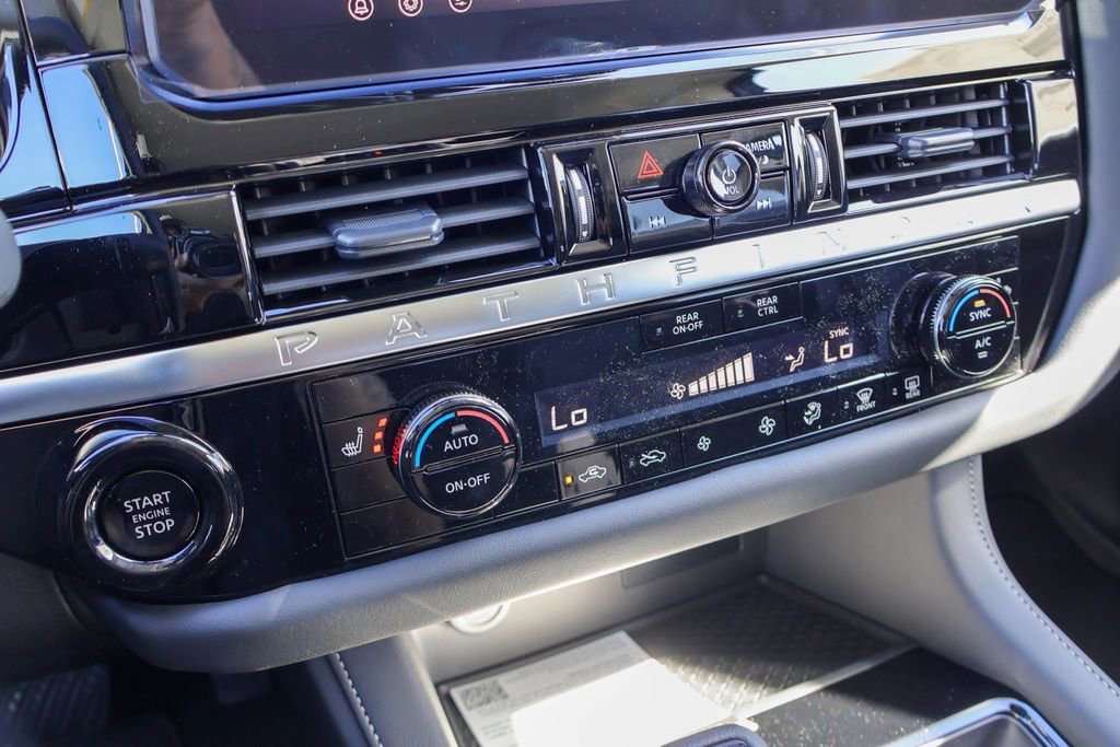 New 2026 Nissan Pathfinder SV image 12