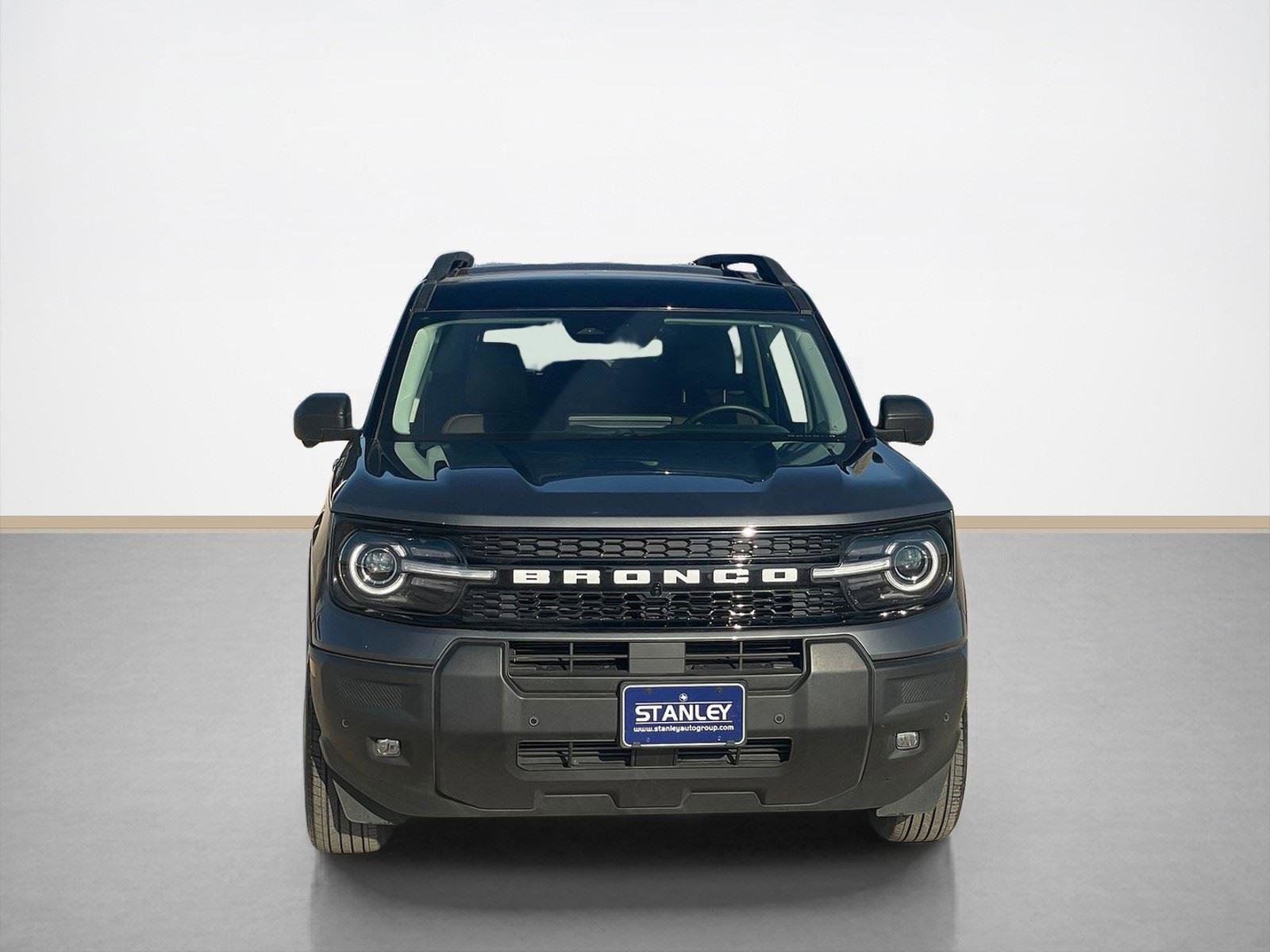 Used 2025 Ford Bronco Sport Outer Banks w/ Outer Banks Tech Package+ image 2