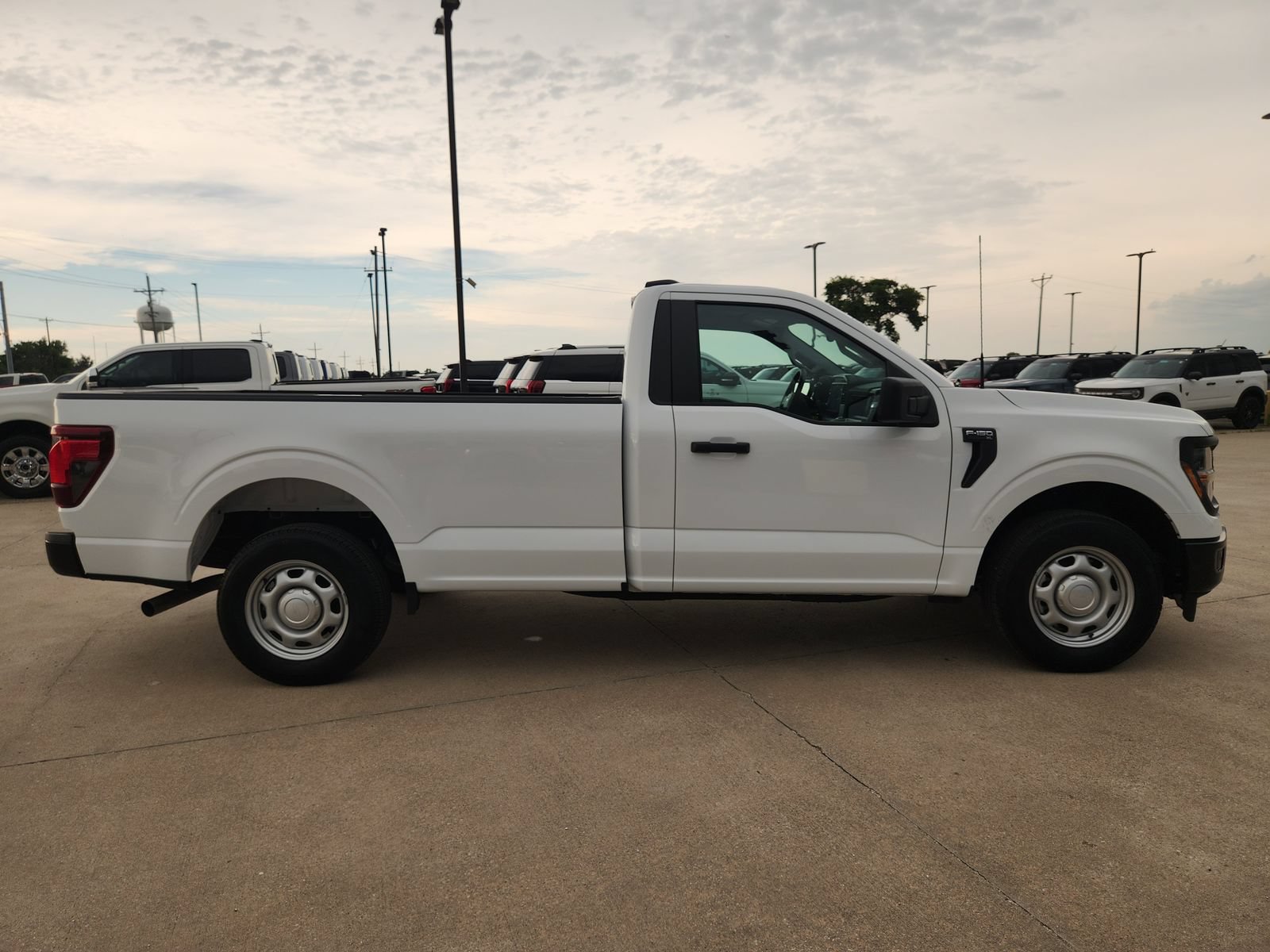 Used 2025 Ford F150 XL RWD image 6