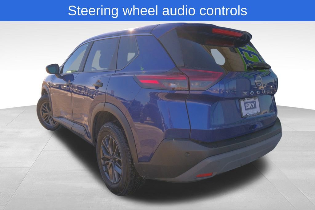 Used 2023 Nissan Rogue S image 5
