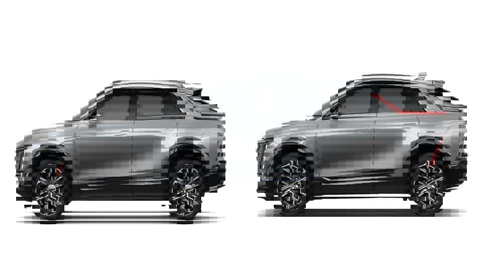 New 2026 Cadillac Lyriq Premium Luxury image 18