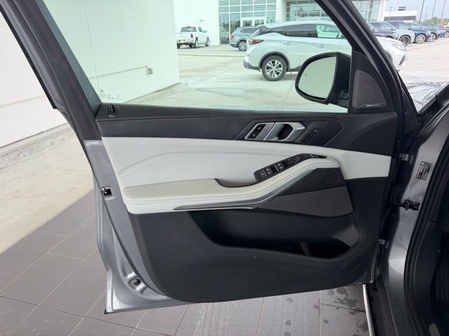 Certified 2024 BMW X5 xDrive40i w/ Executive Package AWD/4WD image 13