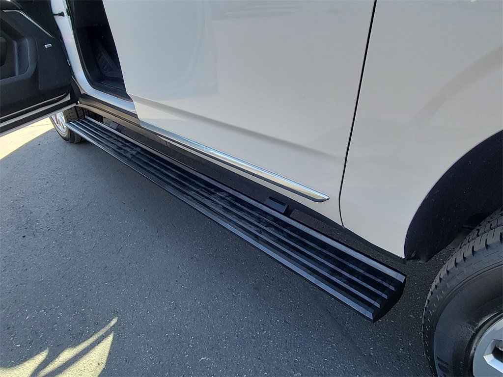 Used 2021 GMC Yukon XL Denali image 36