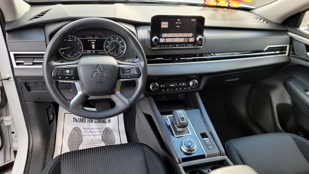 Used 2022 Mitsubishi Outlander ES image 24