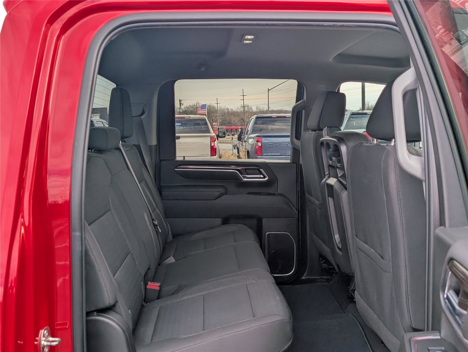 Used 2024 Chevrolet Silverado 3500 LT w/ Convenience Package image 13