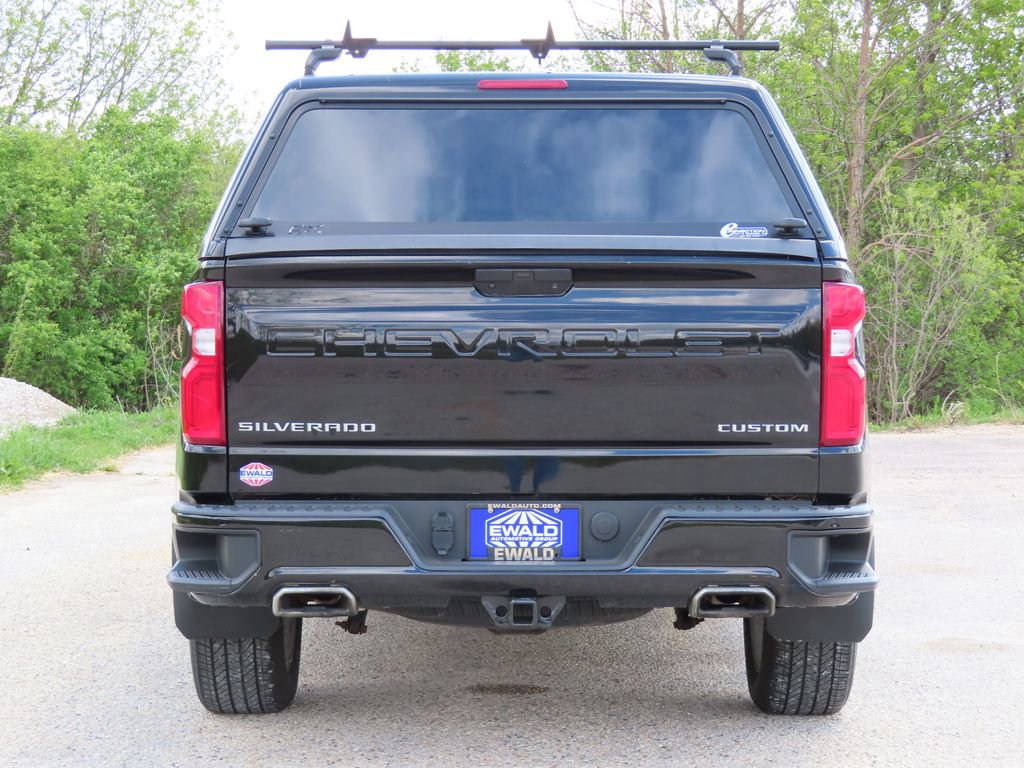 Certified 2020 Chevrolet Silverado 1500 Custom w/ Custom Value Package AWD/4WD image 15