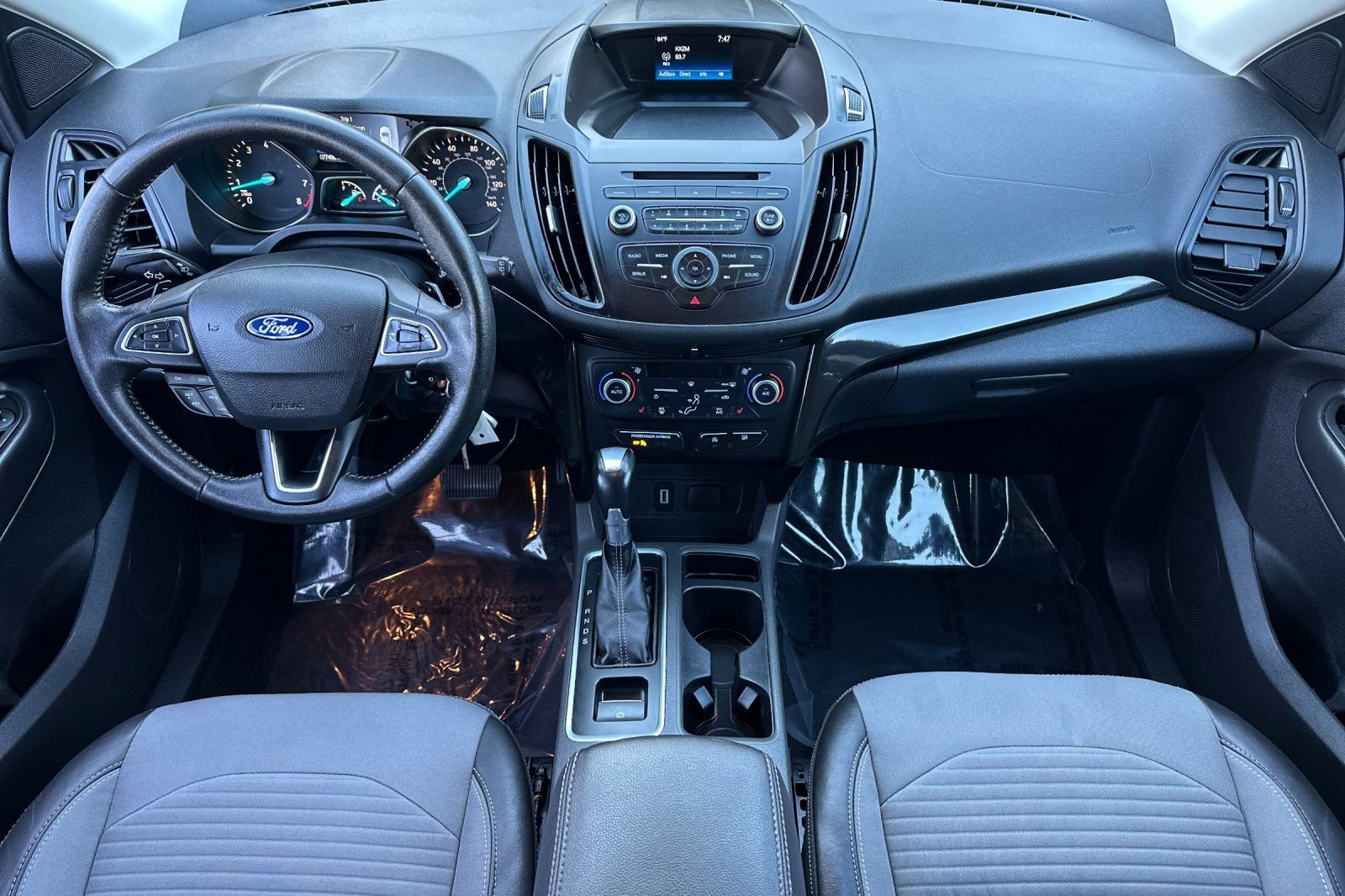 Used 2018 Ford Escape SE w/ SE Sport Appearance Package image 12