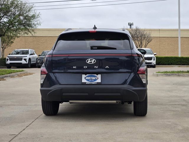 Certified 2025 Hyundai Kona SEL image 7