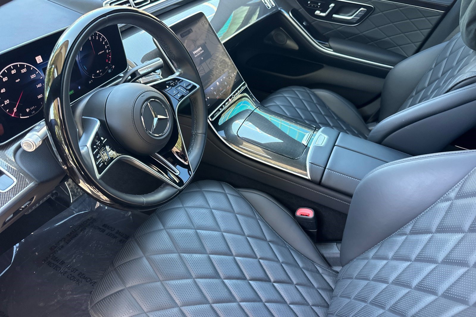 Used 2025 Mercedes-Benz S 580e 4MATIC Sedan image 4