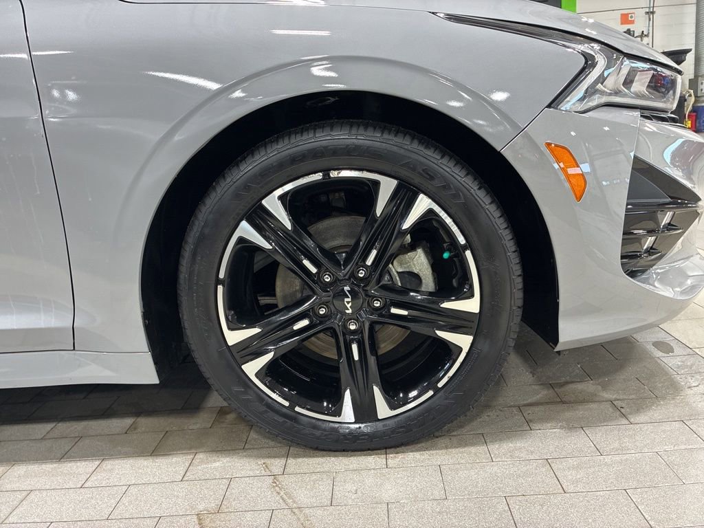 Used 2023 Kia K5 GT-Line image 14