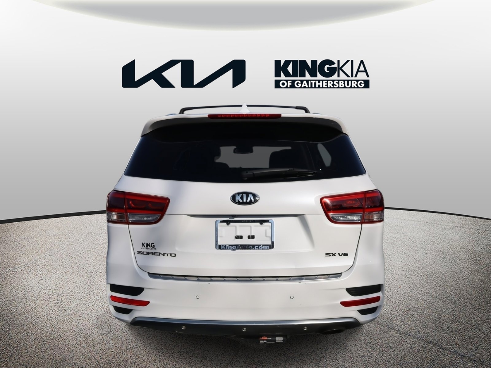 Used 2017 Kia Sorento SX image 4