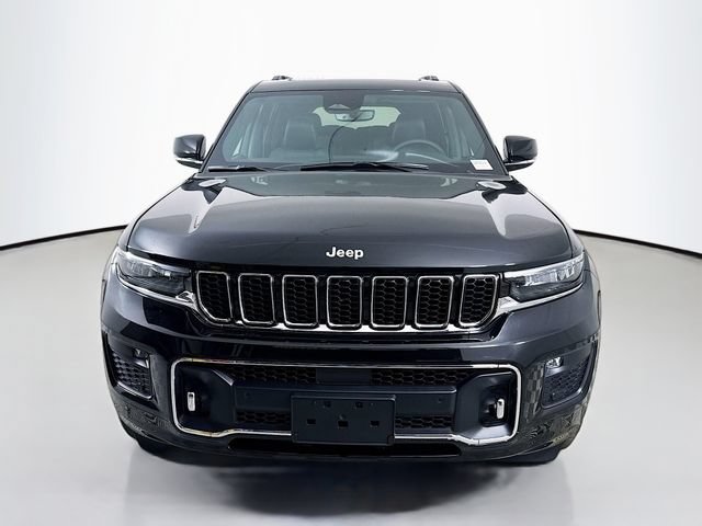 New 2025 Jeep Grand Cherokee L Overland w/ Trailer Tow Package AWD/4WD image 2