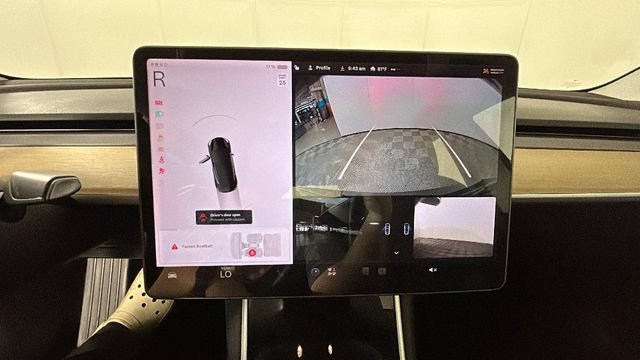 Used 2018 Tesla Model 3 Long Range RWD image 21