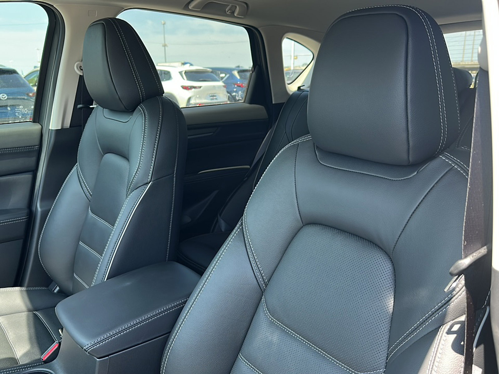 New 2025 MAZDA CX-5 AWD 2.5 S w/ Premium Plus Pkg image 11