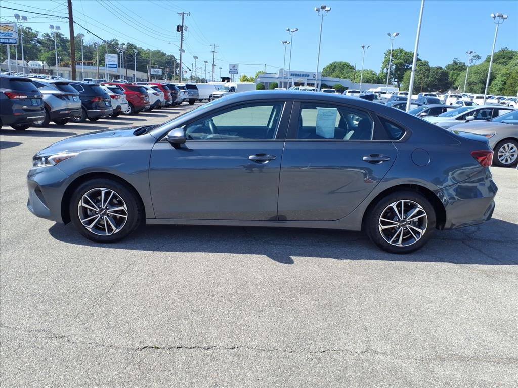 Used 2023 Kia Forte LXS FWD image 7