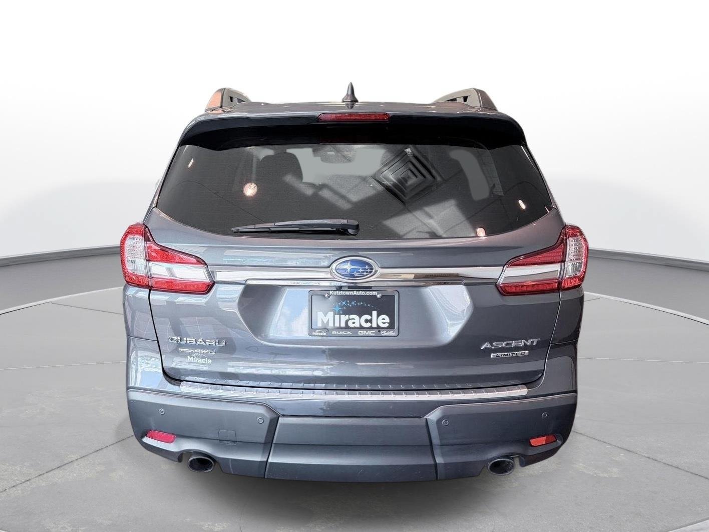 Used 2020 Subaru Ascent Limited w/ Technology Package AWD/4WD image 14