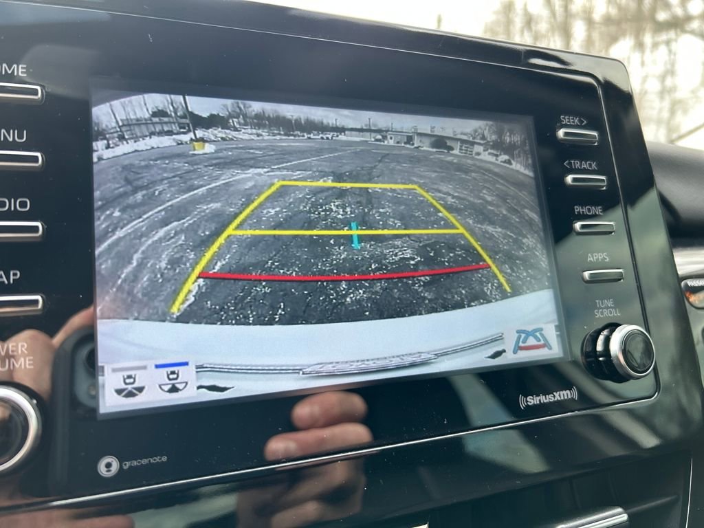 Used 2022 Toyota Camry SE image 14