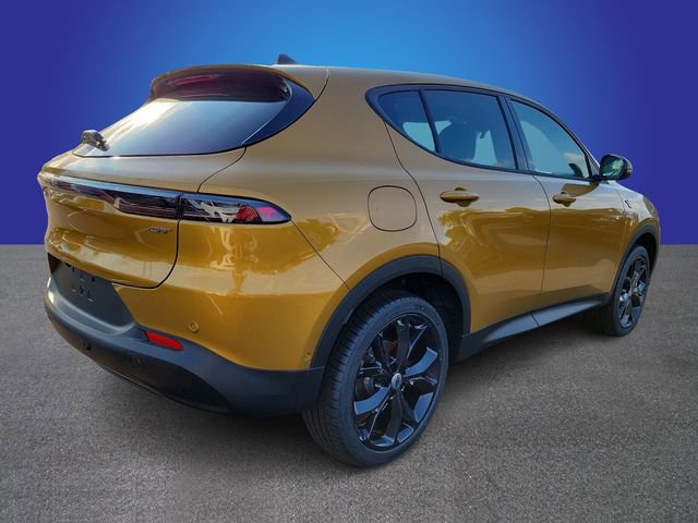 New 2024 Dodge Hornet GT w/ Track Pack image 3