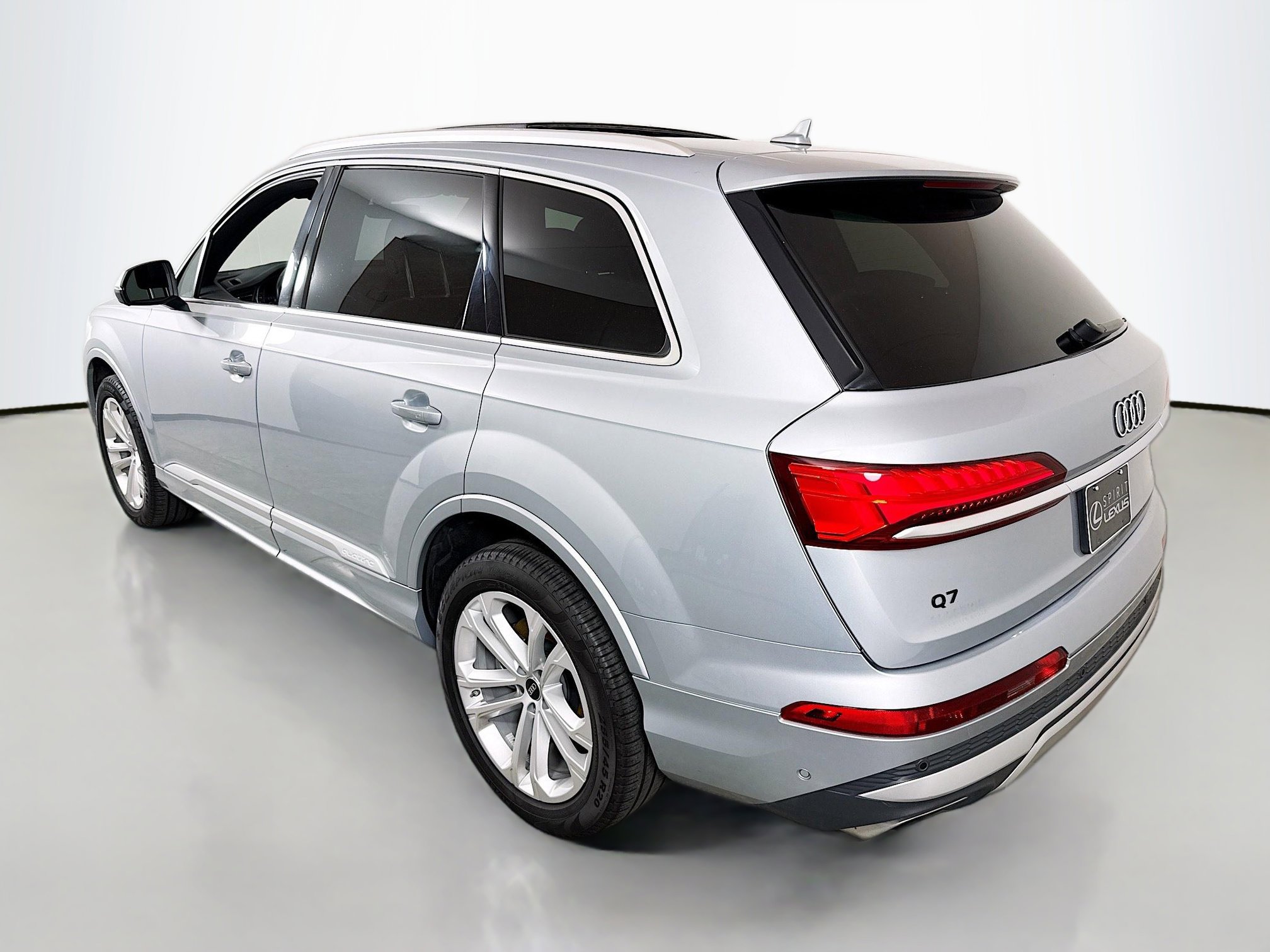Used 2025 Audi Q7 3.0T Premium Plus image 5