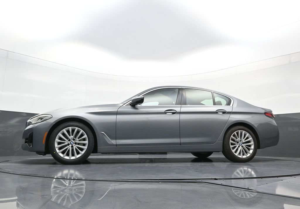 Used 2023 BMW 530i xDrive AWD/4WD image 23