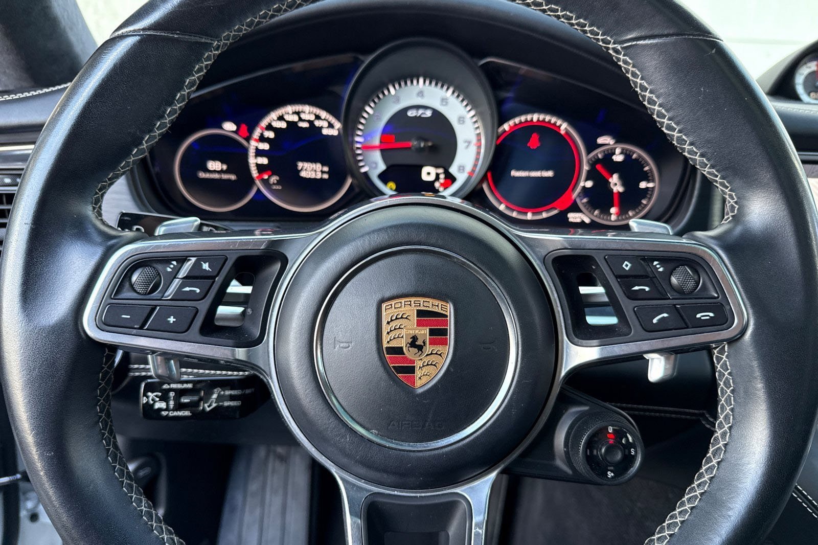 Used 2020 Porsche Panamera GTS image 22
