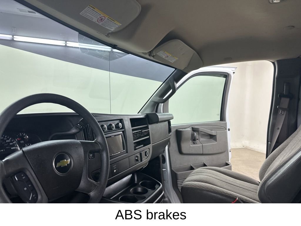 Used 2017 Chevrolet Express 2500 image 28