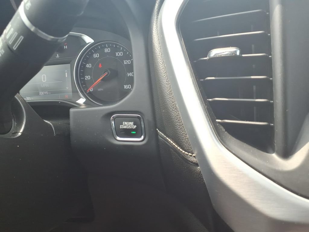 Used 2023 GMC Acadia SLE w/ Driver Convenience Package FWD image 23
