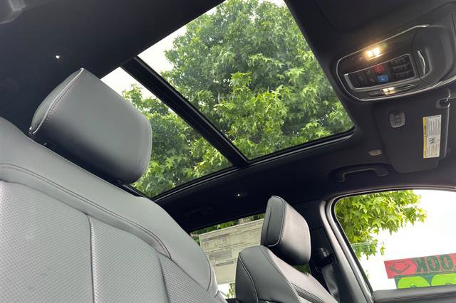 New 2025 Jeep Wagoneer Limited image 14