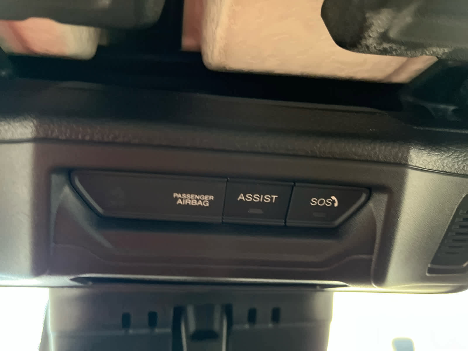 Used 2025 Jeep Wrangler Sahara image 21