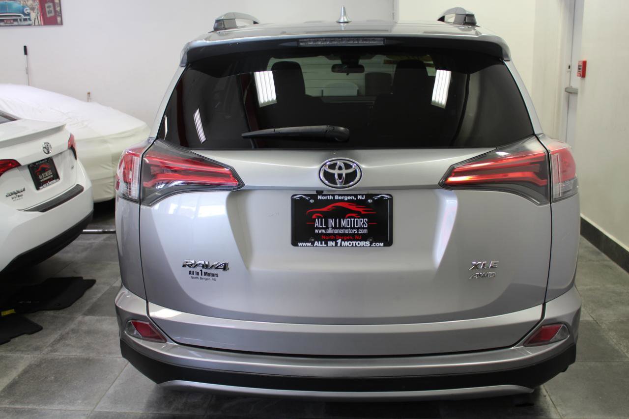 Used 2017 Toyota RAV4 XLE w/ Protection Package image 5